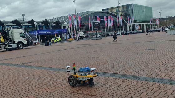 Robot / Máy đánh dấu trước tuyến đường - Triển lãm trên giao thông giữa Amsterdam 2026